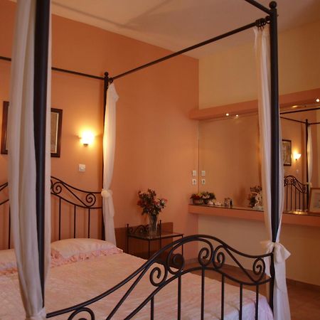 Εlegant Villa Liakos Pigi  객실 사진