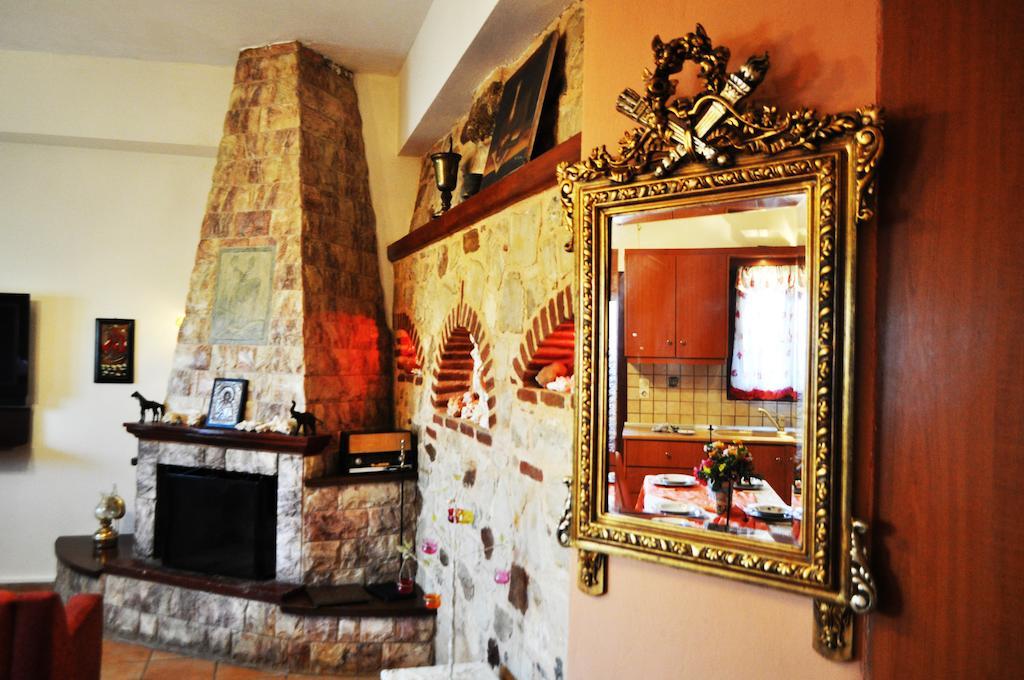 Εlegant Villa Liakos Pigi  객실 사진