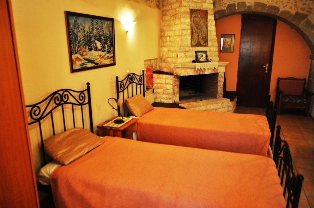 Εlegant Villa Liakos Pigi  객실 사진